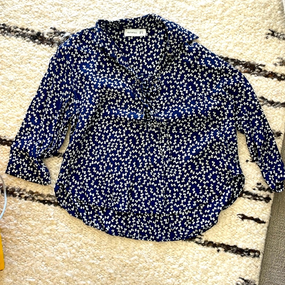 Navy & white 3/4 sleeve Faithful the Brand blouse with lace up detail.  Size 2